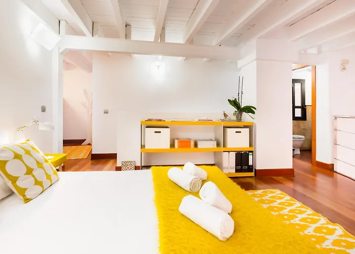 Stylish Loft Duplex - Alameda